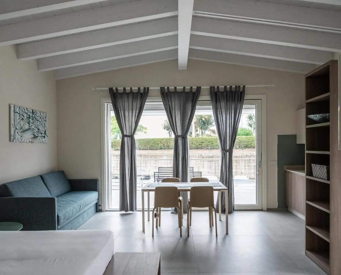 Guest house A Casa Di Sabina Hotel Desenzano del Garda