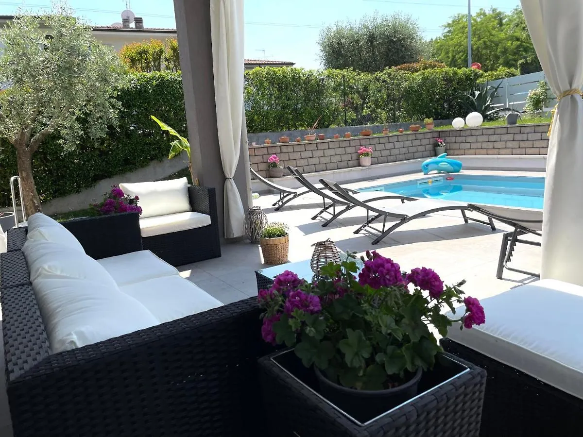 A Casa Di Sabina Hotel Desenzano del Garda Guest house